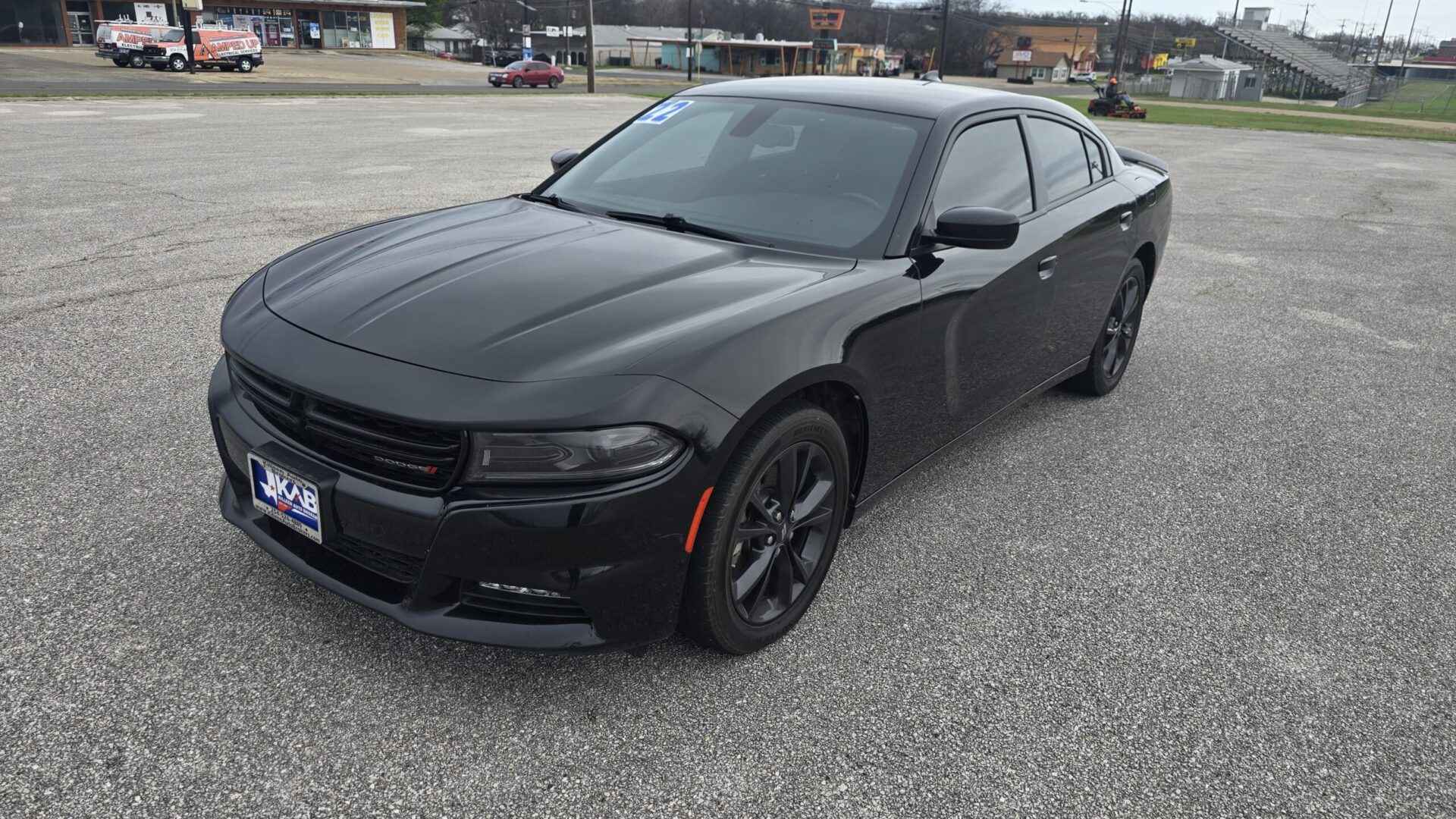 2022 Dodge Charger SXT Sedan featuring a 3.6L V6 SMPI engine and a verified clean title