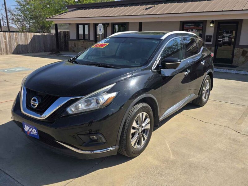2015 Nissan Murano in Magnetic Black, featuring a 5,110 LBS GVWR and verified 01/15 manufacture date at BuskoCars.
