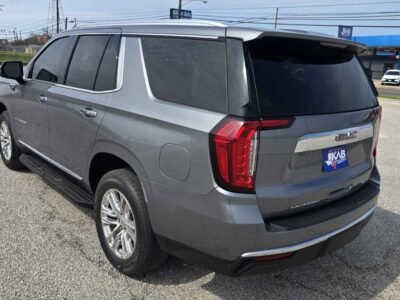 2022 GMC Yukon SLT