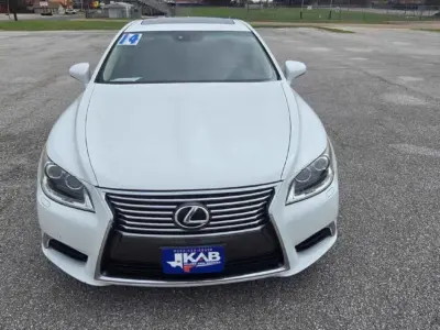 2014 Lexus LS 460