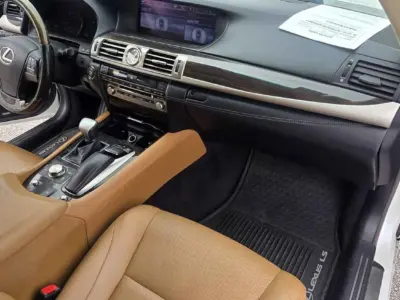 2014 Lexus LS 460